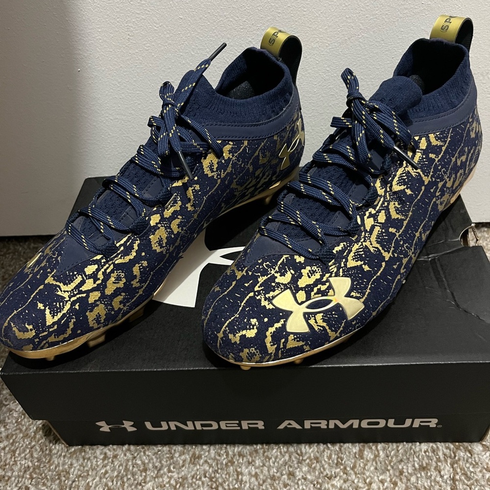 Under Armour Men's Navy and Gold Athletic Shoes